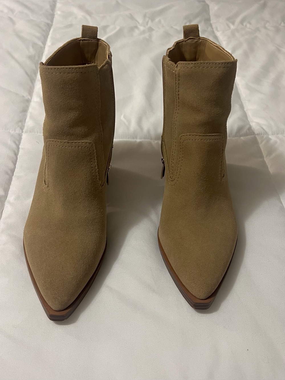 Vince Camuto Pointed Toe Suede Ankle Booties in Tan (Size 9)